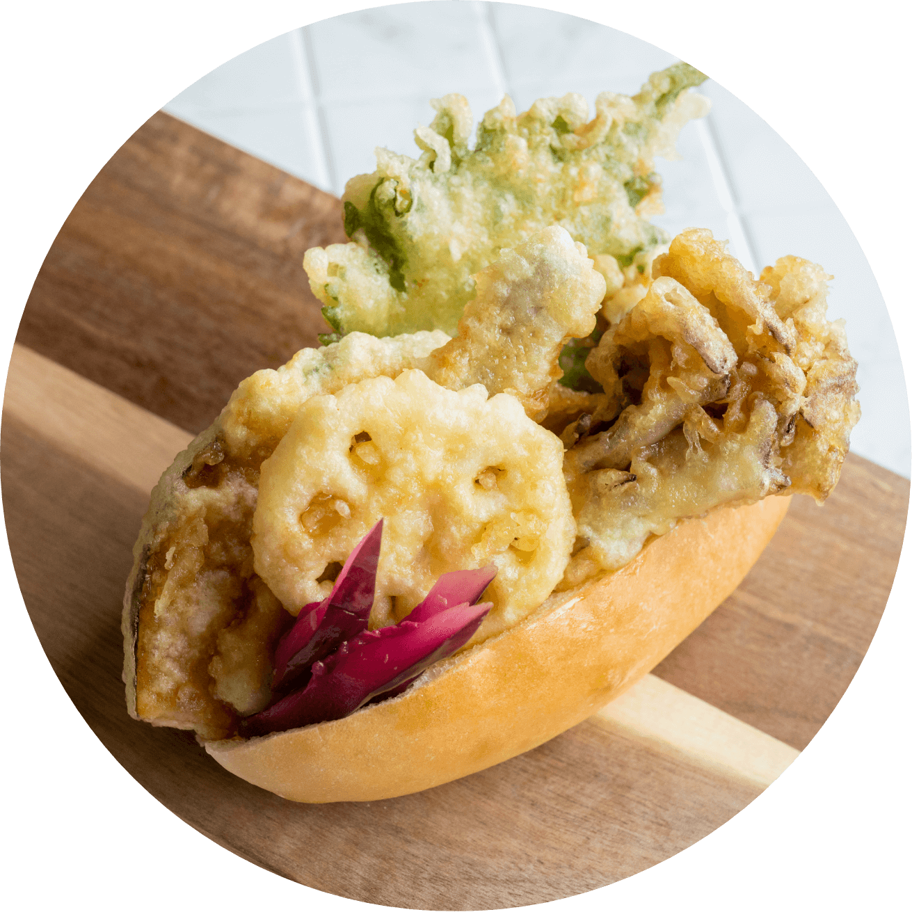 そば屋の大盛り天ぷら